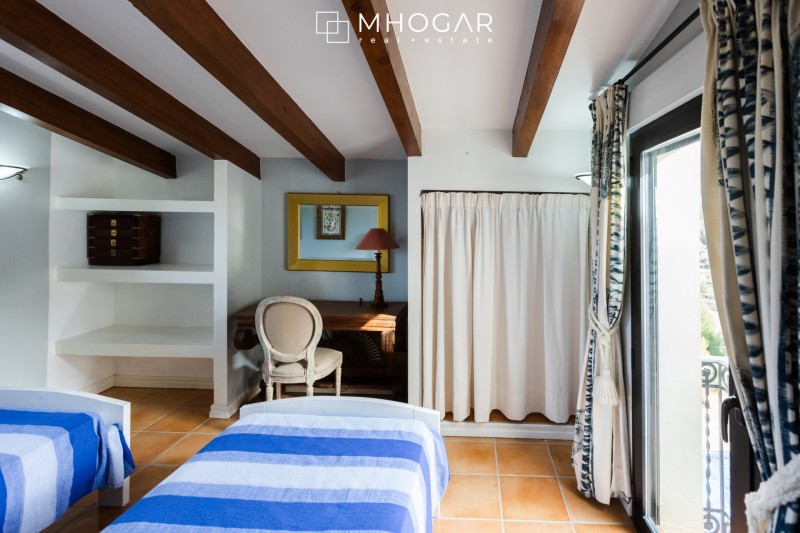 Rústica Elegancia - Casa de Campo a la venta en Benissa!